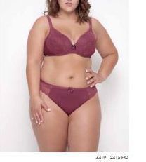 Conjunto Suzane Plus Size